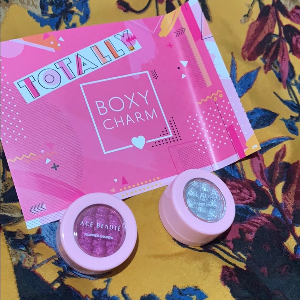 ACE BEAUTE GLIMMER SHADOW DUO